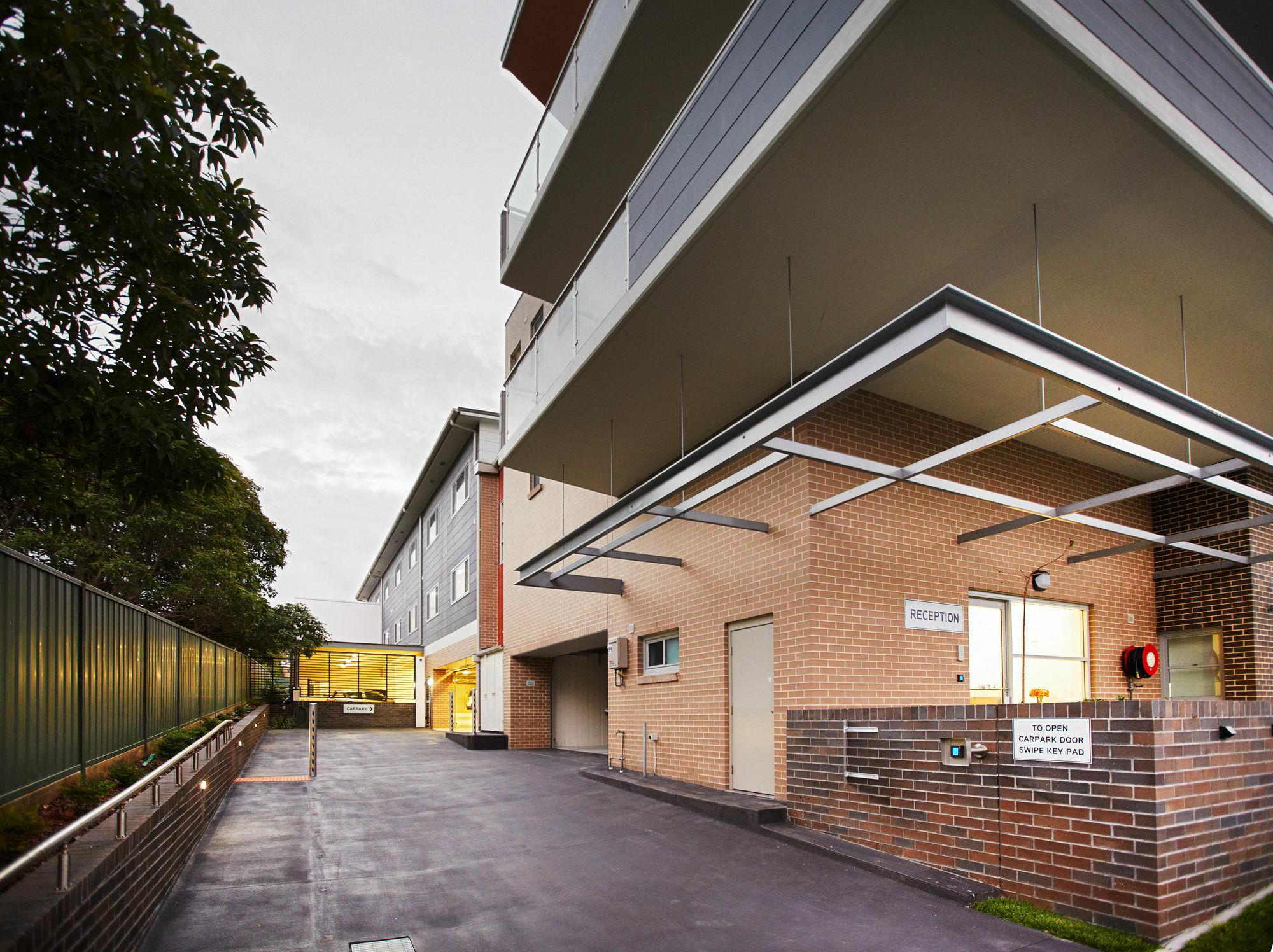 Charlestown Executive Apartments Newcastle Exteriör bild